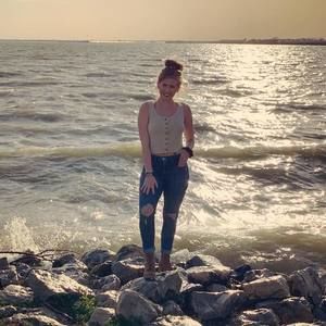 Meet your Posher, Annmarie